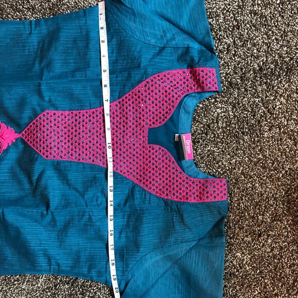 Salwar Kameez - Picture 4 of 7